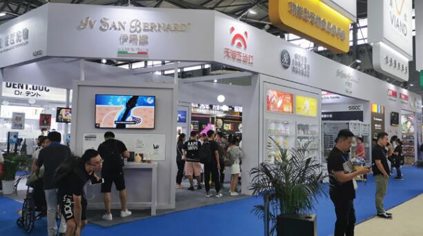 上海展臺(tái)設(shè)計(jì)中技巧有哪些?設(shè)計(jì)時(shí)需要注意什么問(wèn)題?