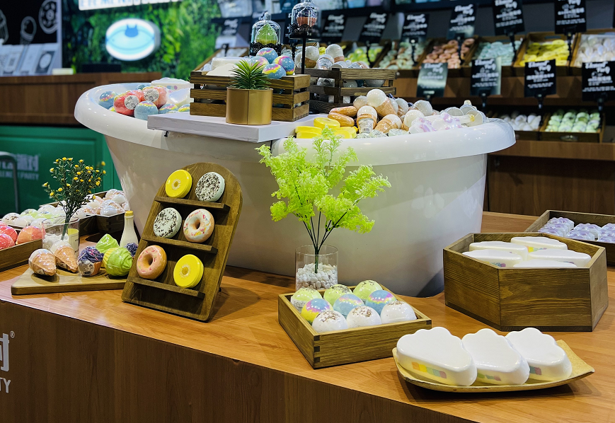 上海展臺搭建裝修-產品陳列